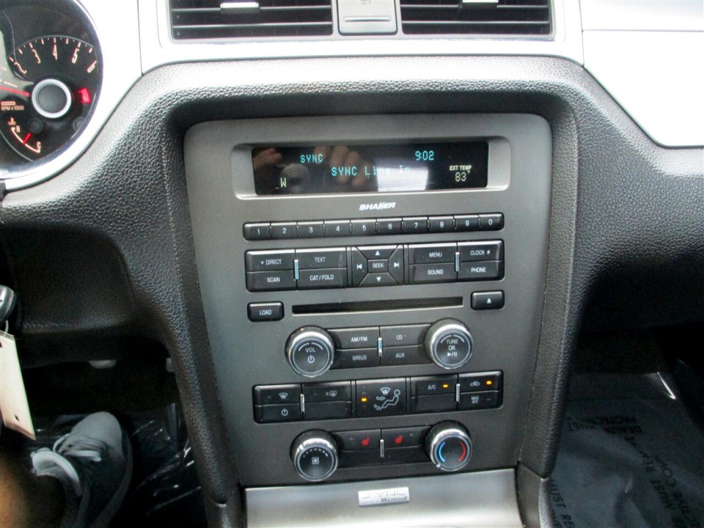 2013 Ford Mustang Image 16