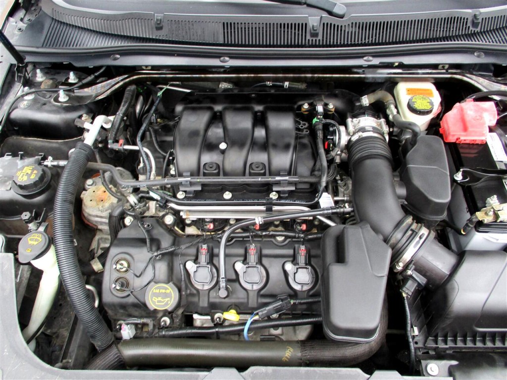2014 Ford Taurus Image 10