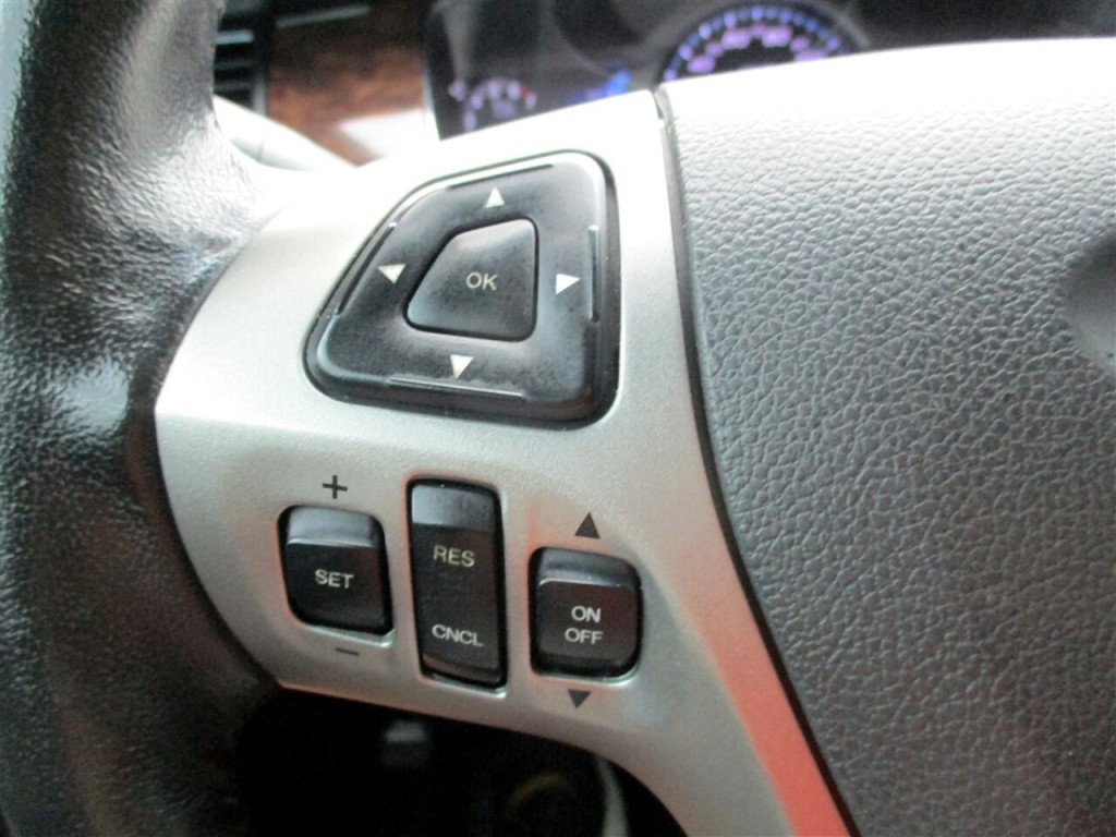 2014 Ford Taurus Image 15