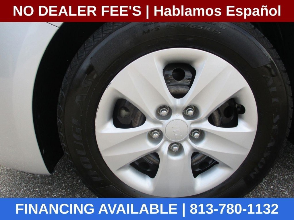 2017 Kia Forte Image 9