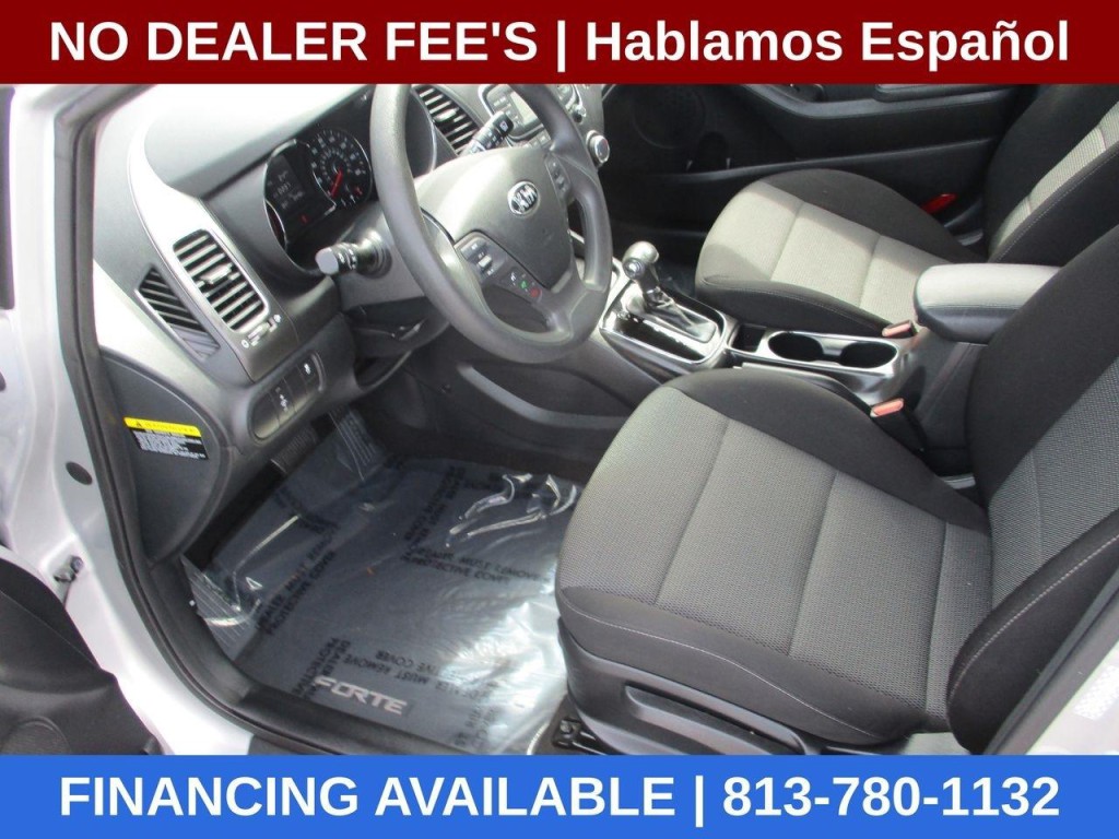 2017 Kia Forte Image 16