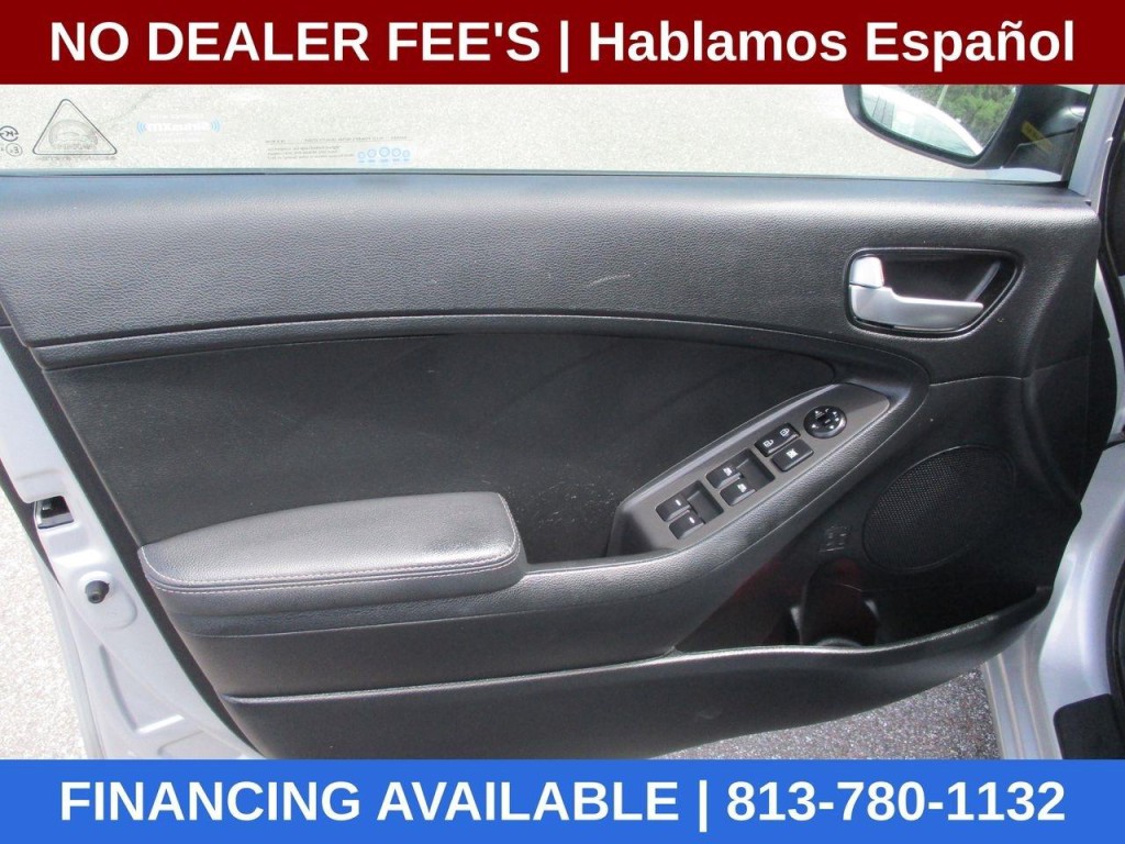 2017 Kia Forte Image 17