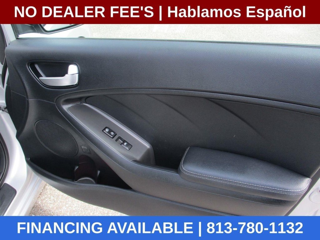 2017 Kia Forte Image 24