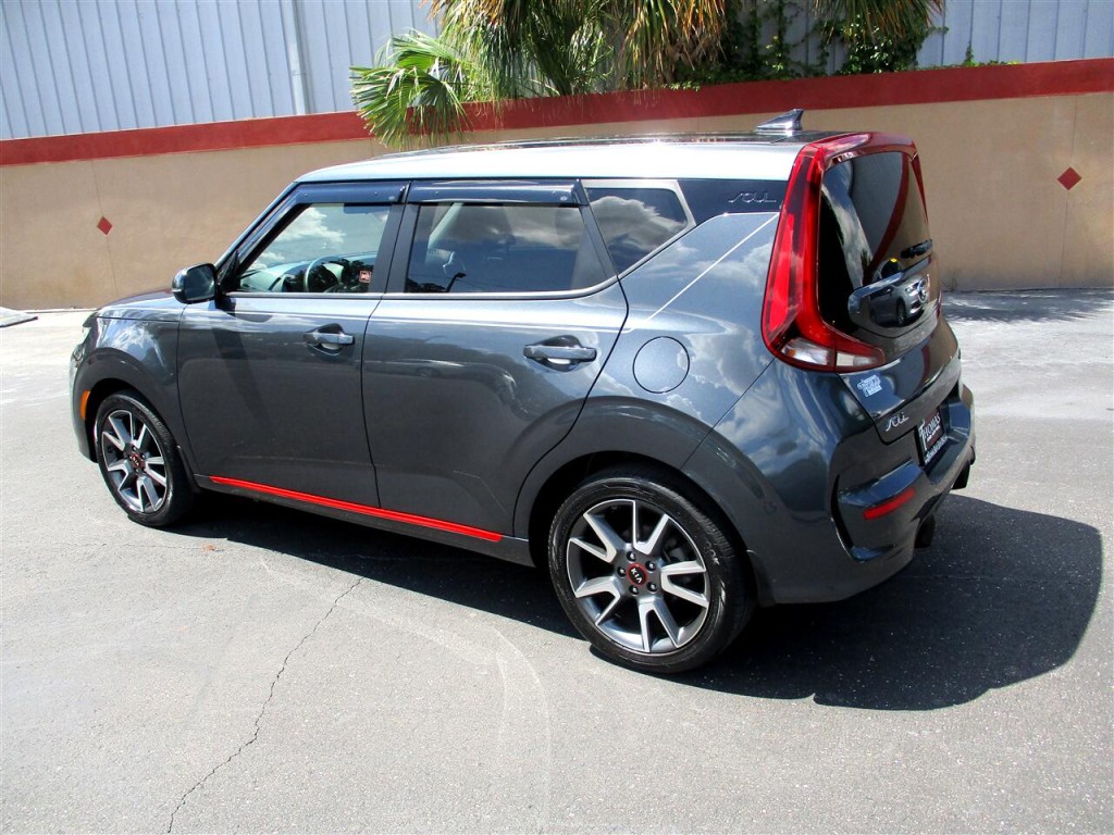 2020 Kia Soul Image 3