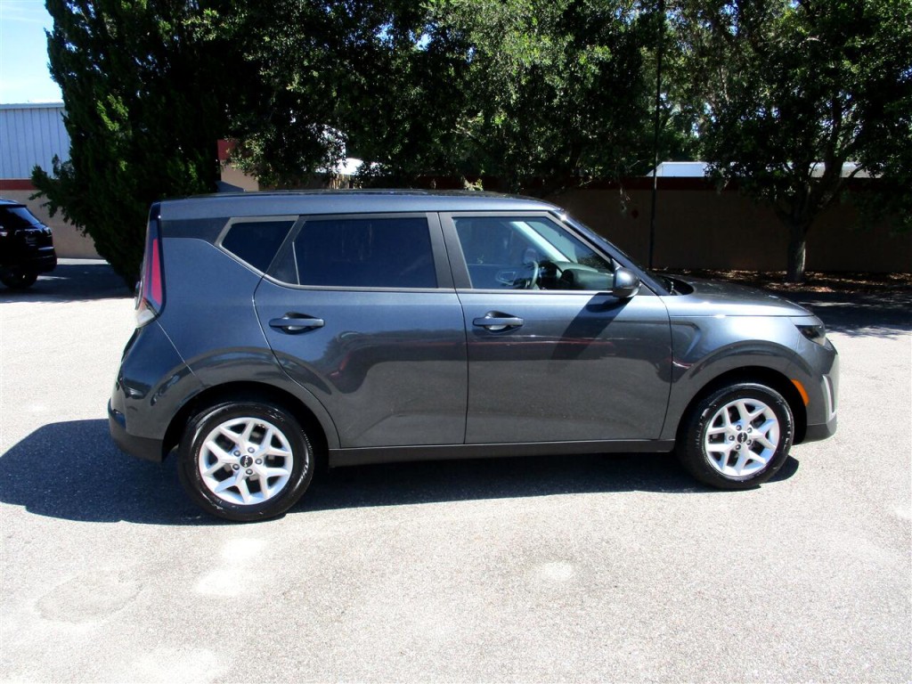 2024 Kia Soul Image 6