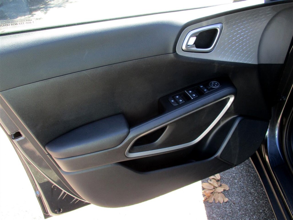 2024 Kia Soul Image 19