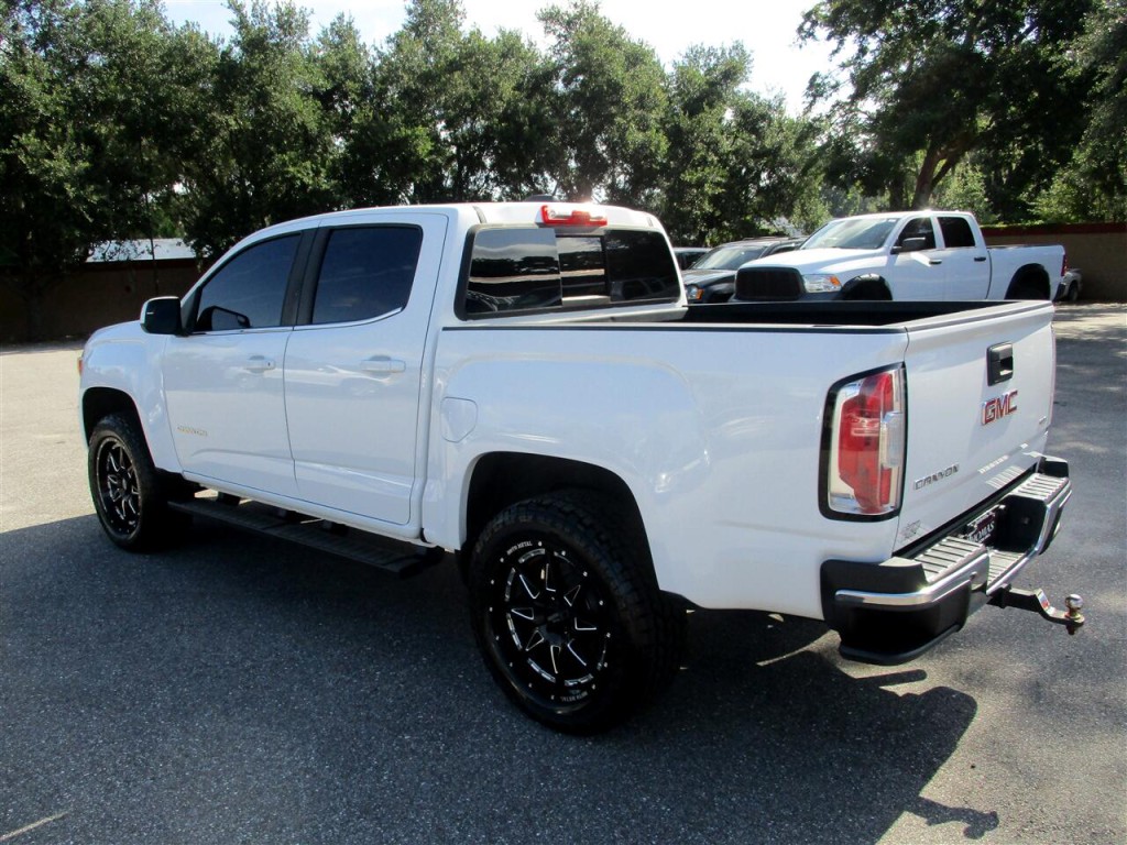 2018 GMC Canyon Image 3