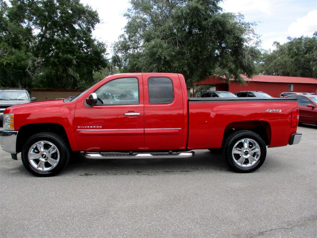 2013 Chevrolet Silverado 1500 Image 2