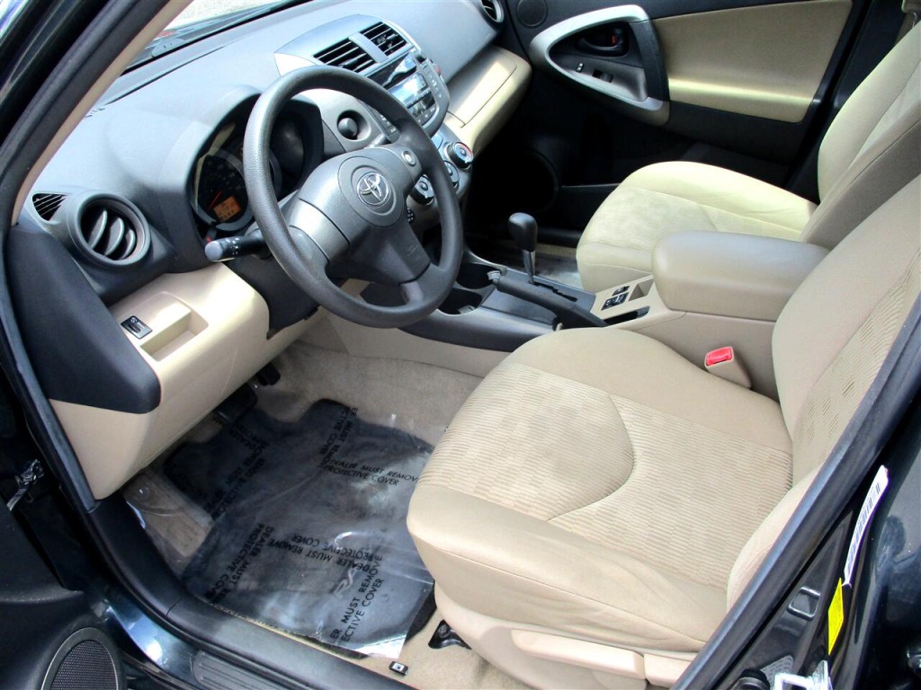 2010 Toyota Rav4 Image 17