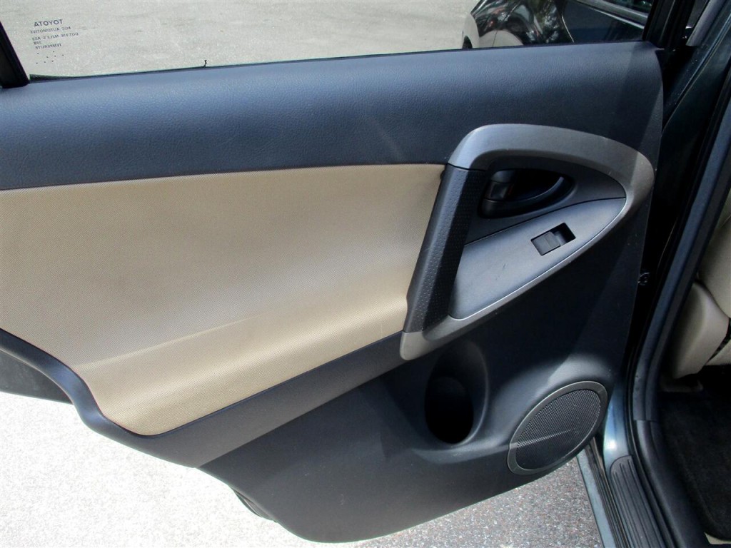 2010 Toyota Rav4 Image 20