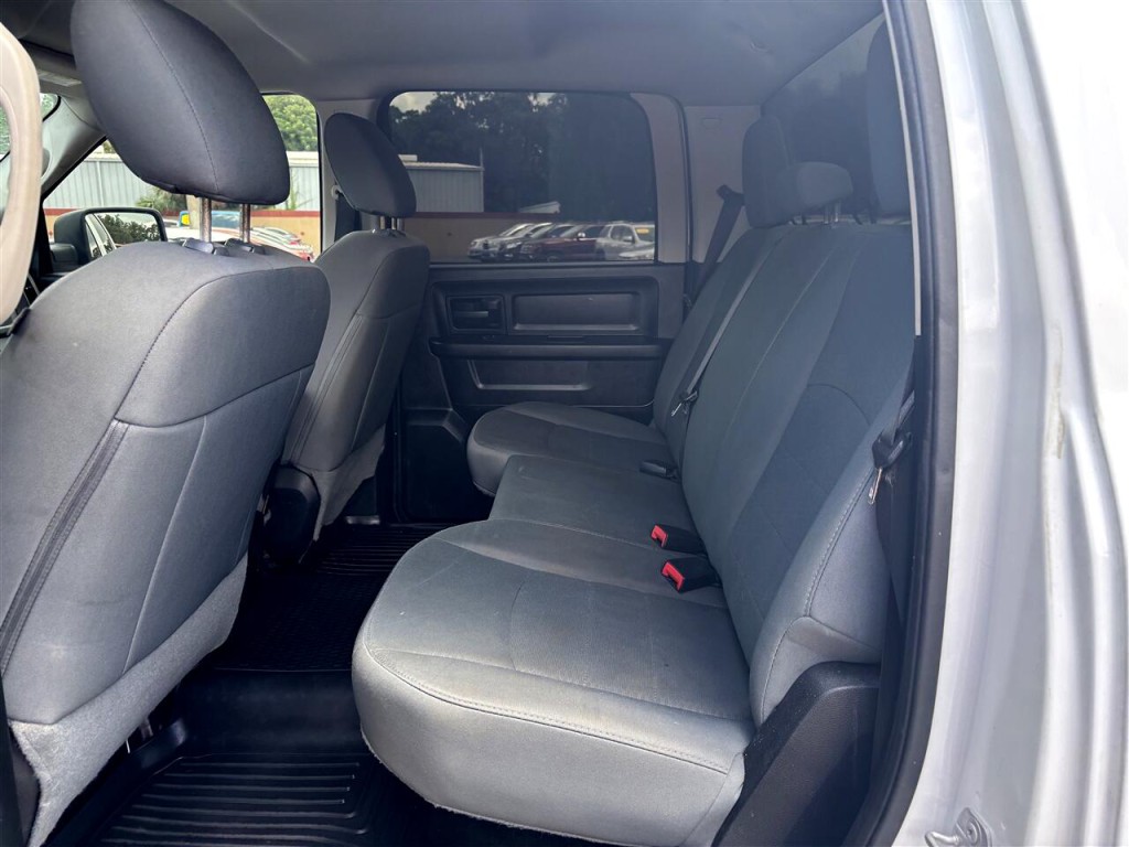 2015 RAM 1500 Image 19