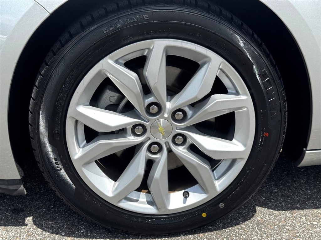 2016 Chevrolet Impala Image 9