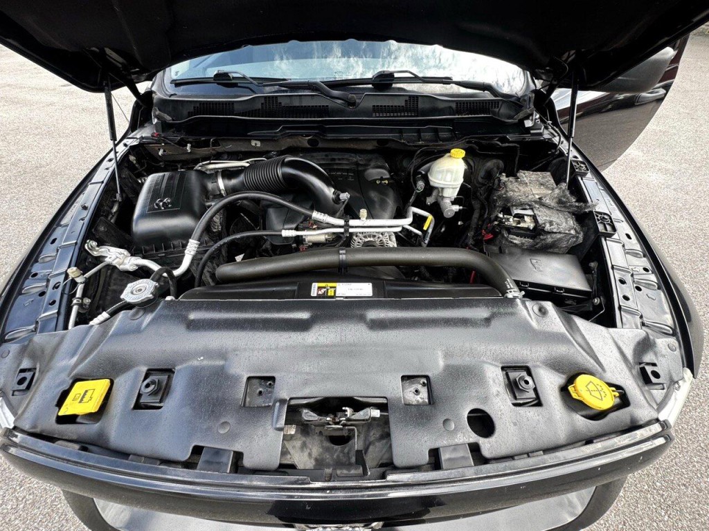 2016 RAM 1500 Image 9