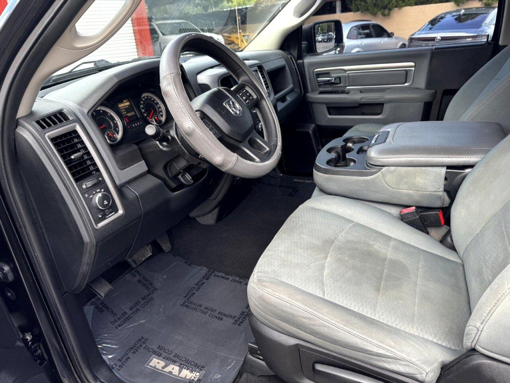 2016 RAM 1500 Image 16
