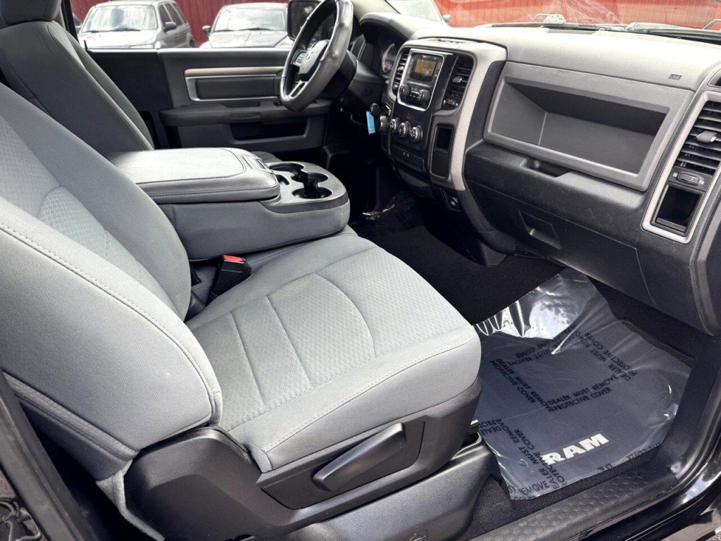 2016 RAM 1500 Image 18