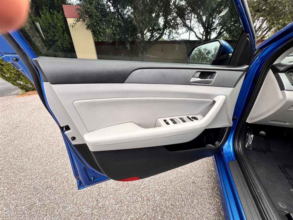 2018 Hyundai Sonata Image 18