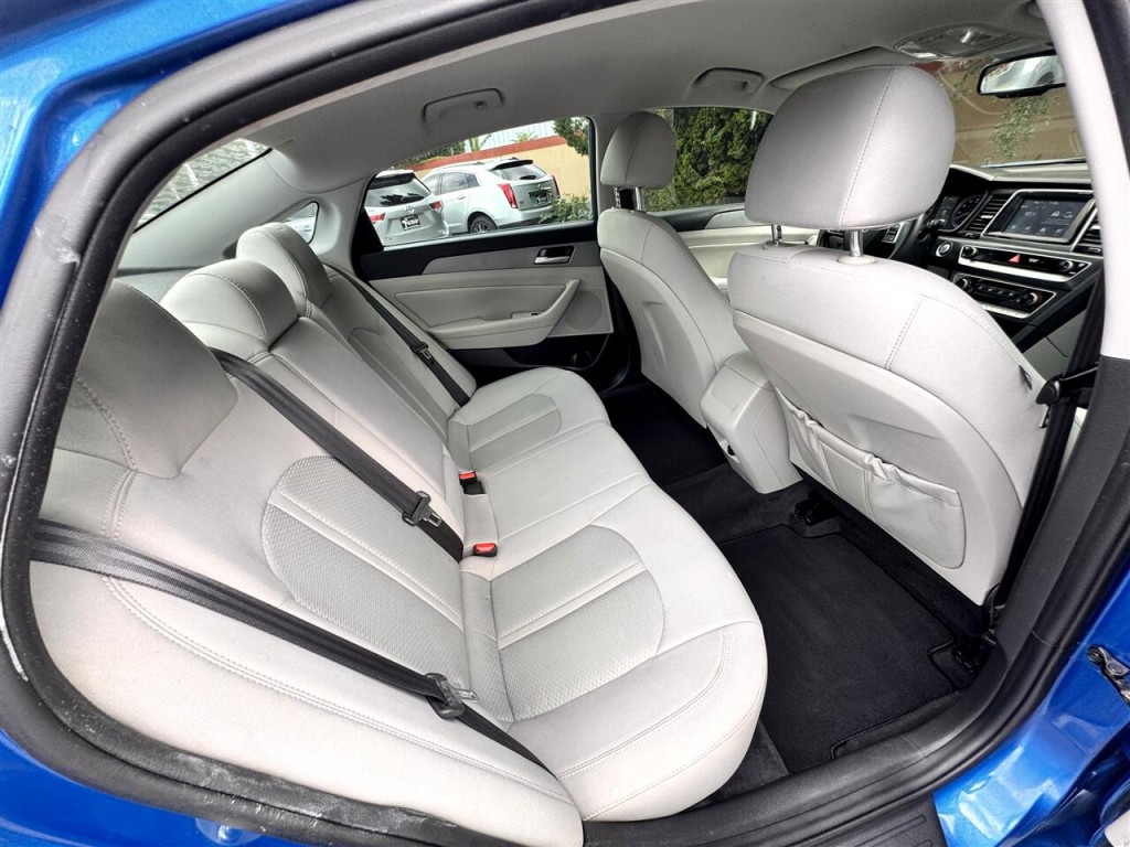 2018 Hyundai Sonata Image 22