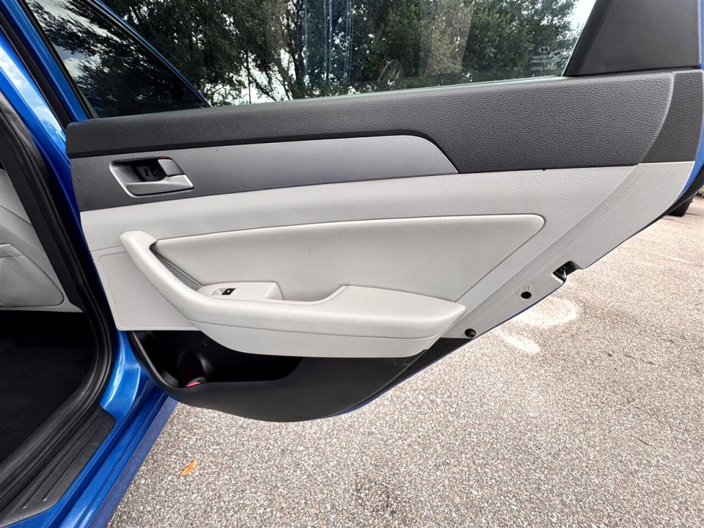 2018 Hyundai Sonata Image 23
