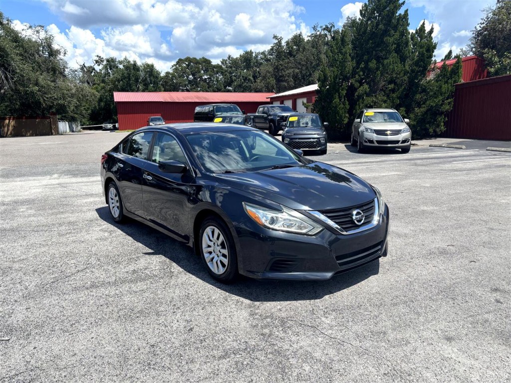 2016 Nissan Altima Image 7