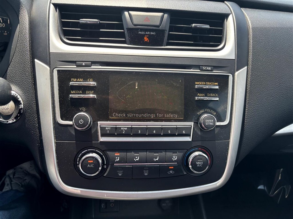 2016 Nissan Altima Image 15