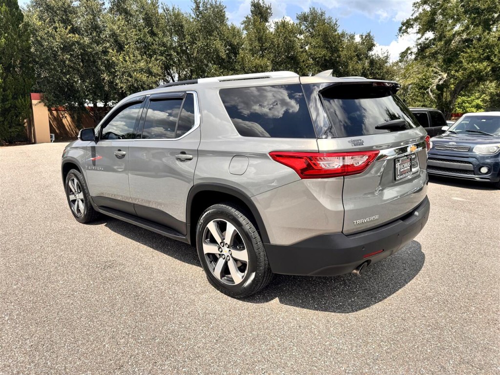 2018 Chevrolet Traverse Image 3