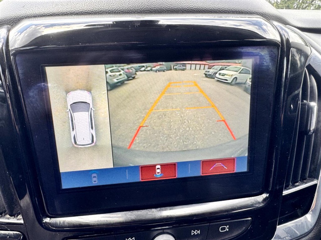 2018 Chevrolet Traverse Image 17