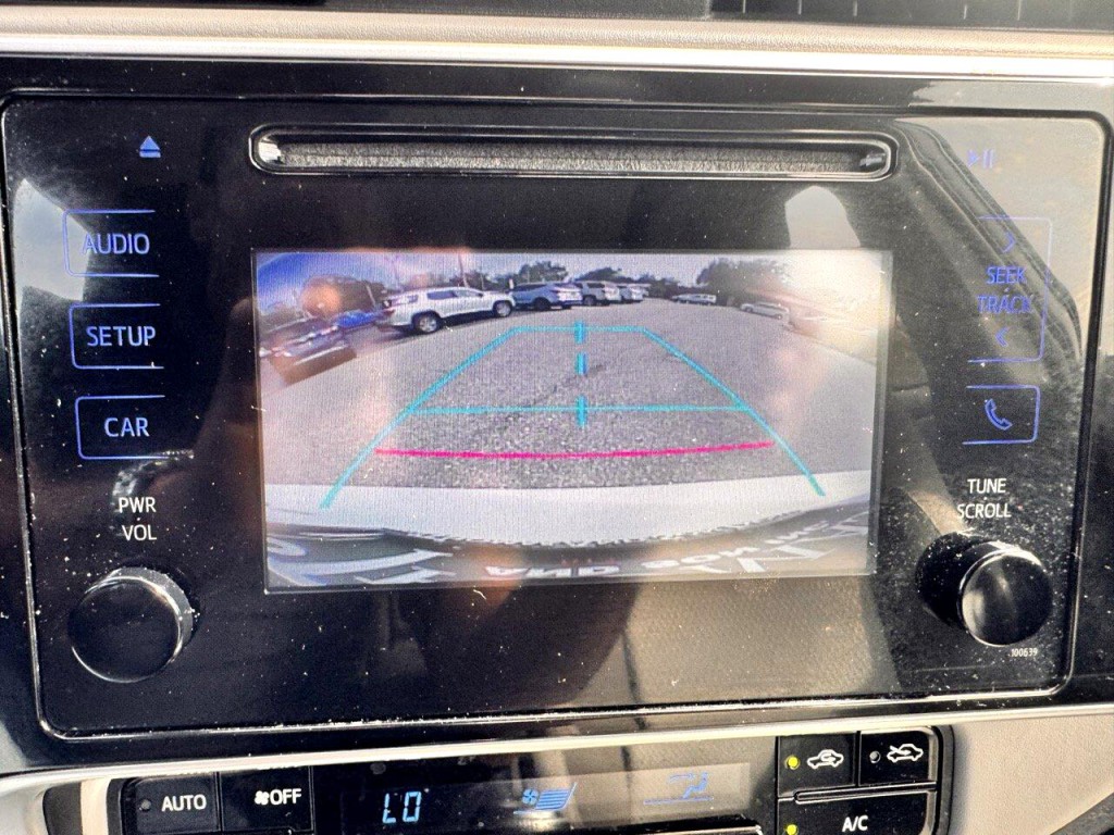 2017 Toyota Corolla Image 17