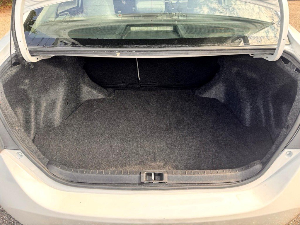 2017 Toyota Corolla Image 22