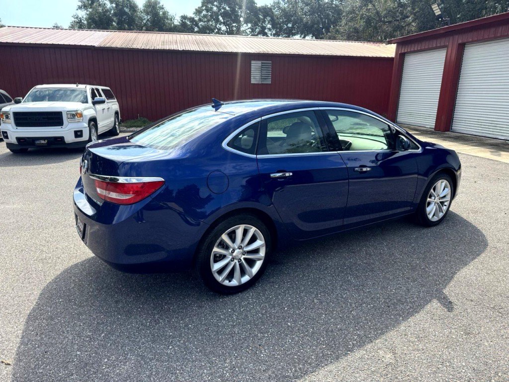 2014 Buick Verano Image 3