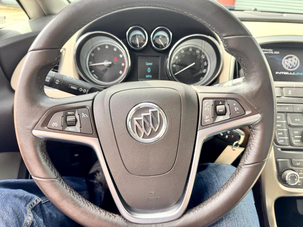2014 Buick Verano Image 15