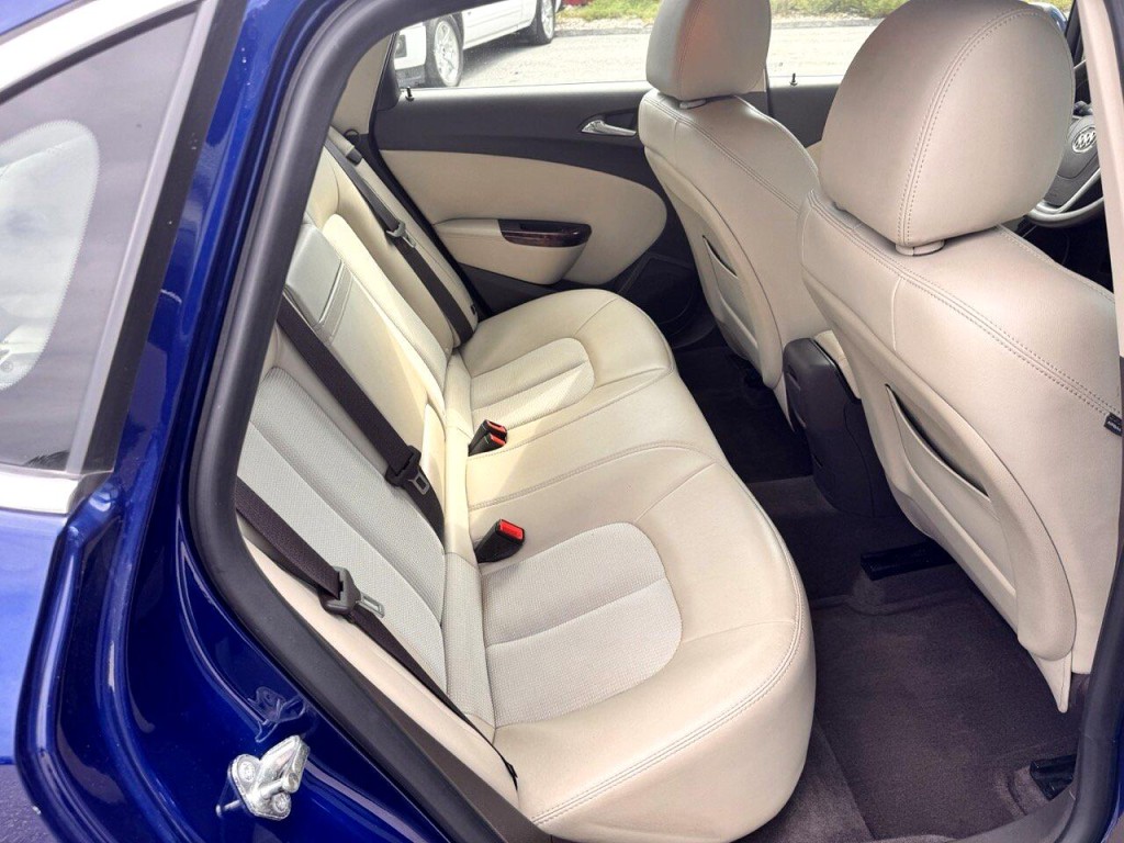 2014 Buick Verano Image 22
