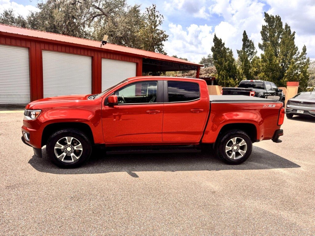 2016 Chevrolet Colorado Image 2
