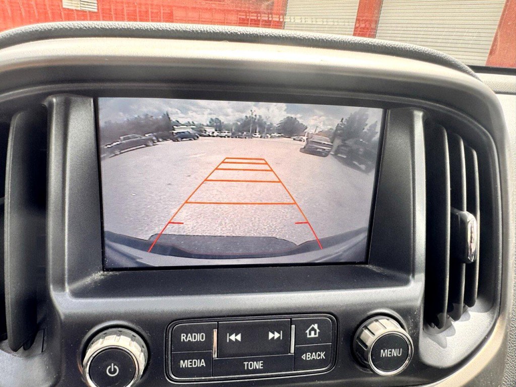 2016 Chevrolet Colorado Image 17