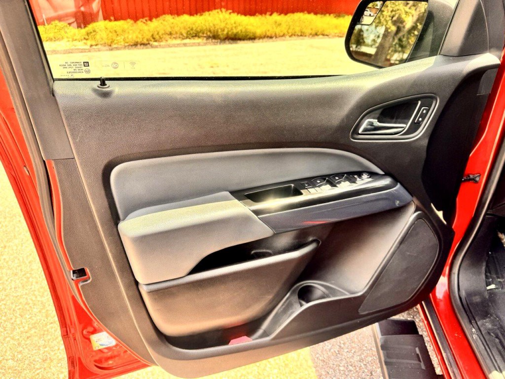 2016 Chevrolet Colorado Image 19
