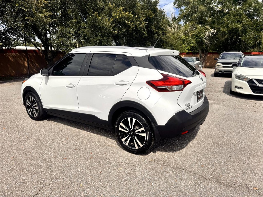 2019 Nissan Kicks Image 3