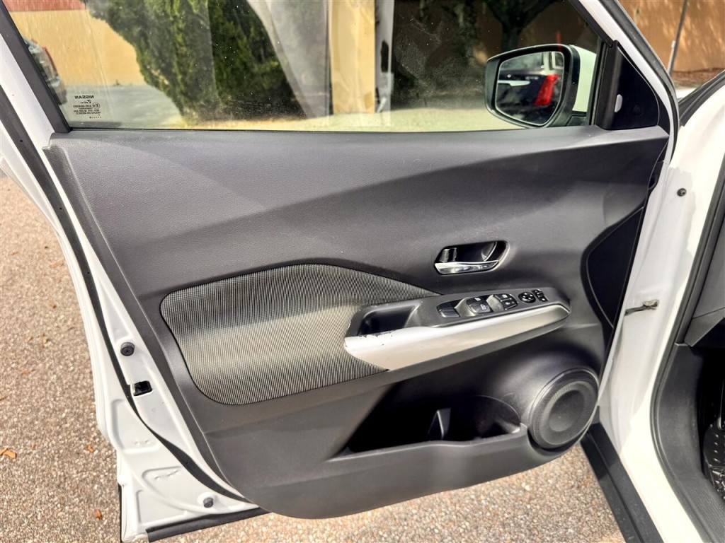 2019 Nissan Kicks Image 18