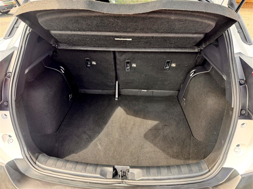 2019 Nissan Kicks Image 21