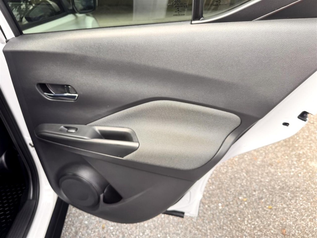 2019 Nissan Kicks Image 23