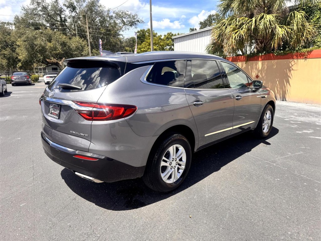2018 Buick Enclave Image 5
