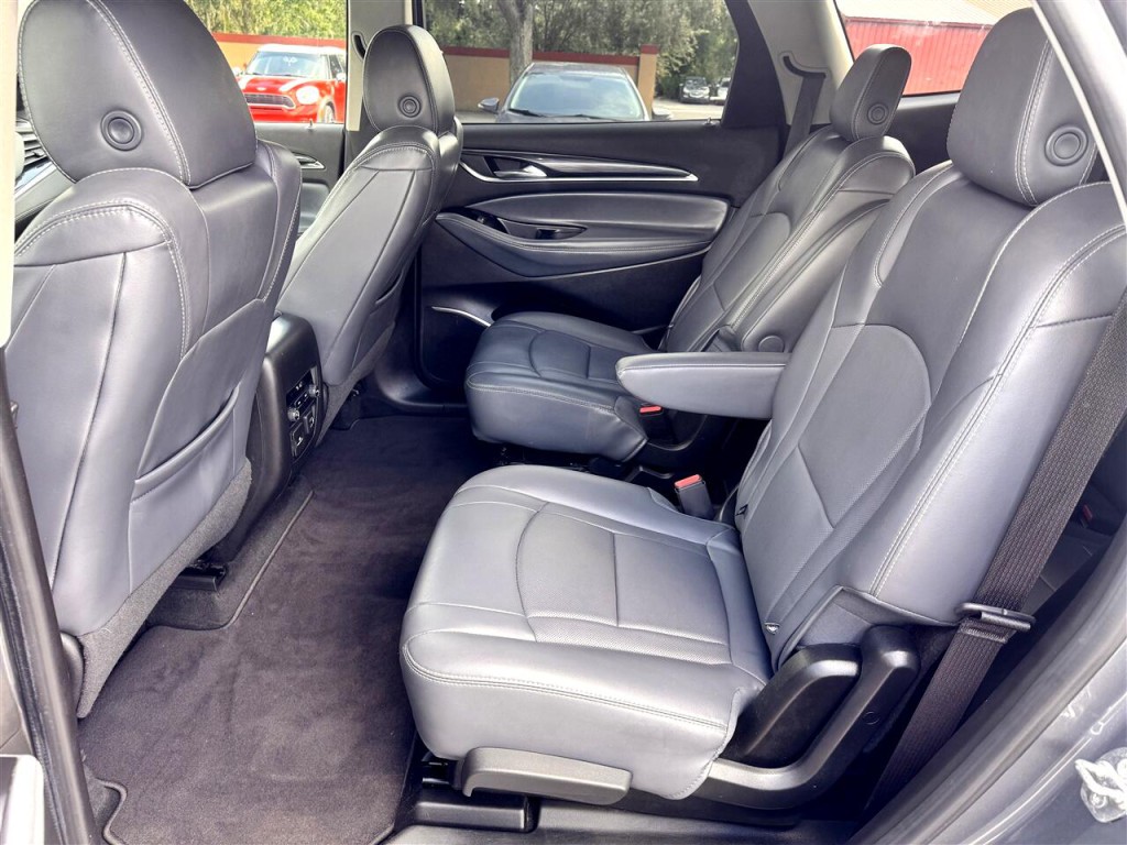 2018 Buick Enclave Image 20