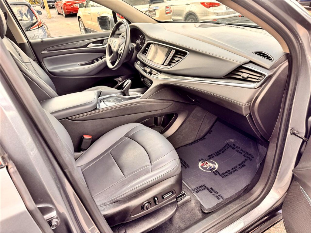 2018 Buick Enclave Image 27