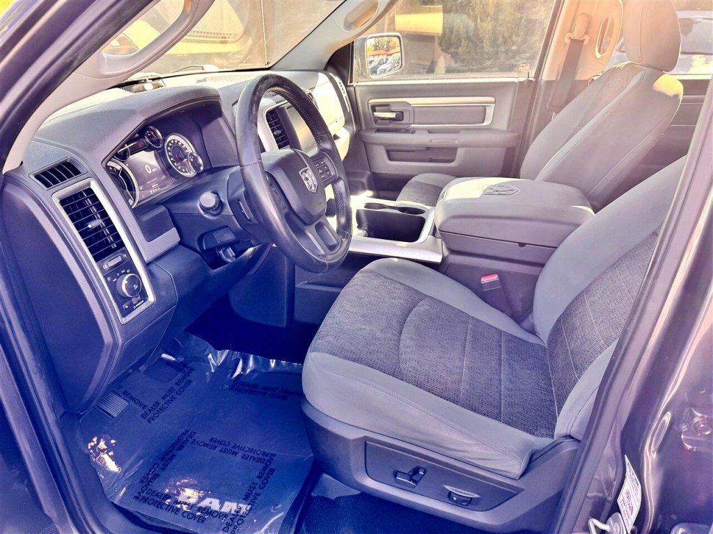 2016 RAM 1500 Image 18