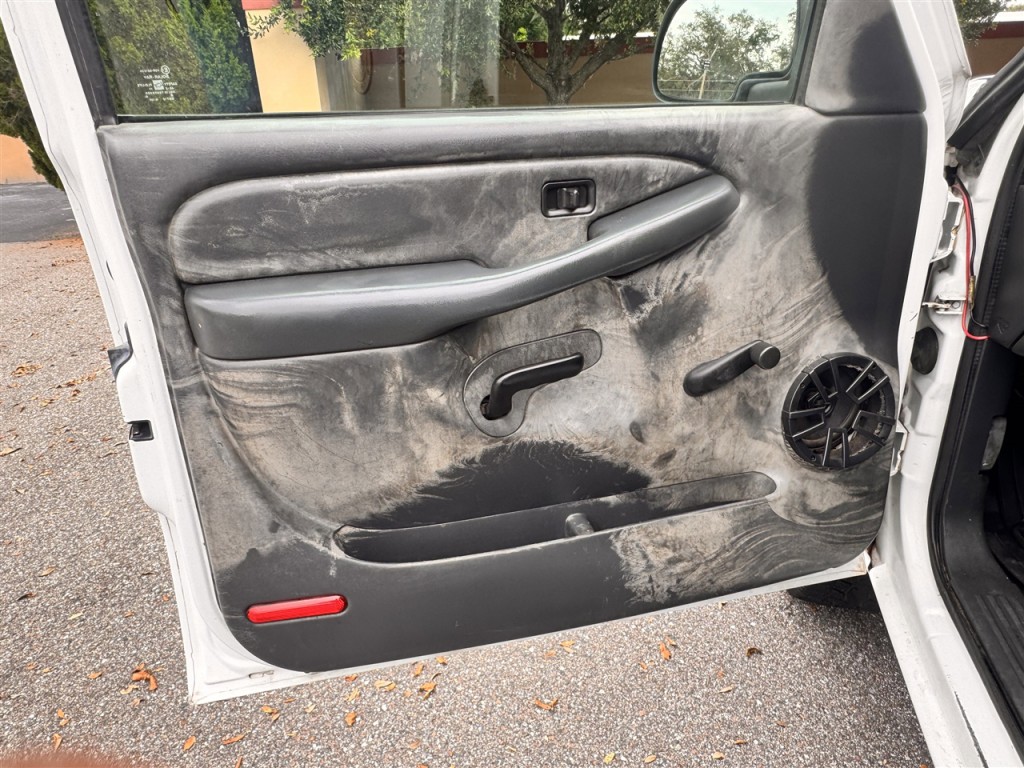 2000 Chevrolet Silverado 1500 Image 14