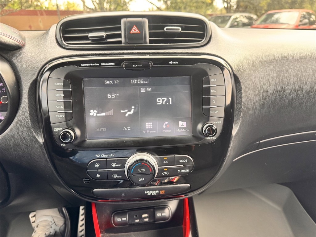 2018 Kia Soul Image 16