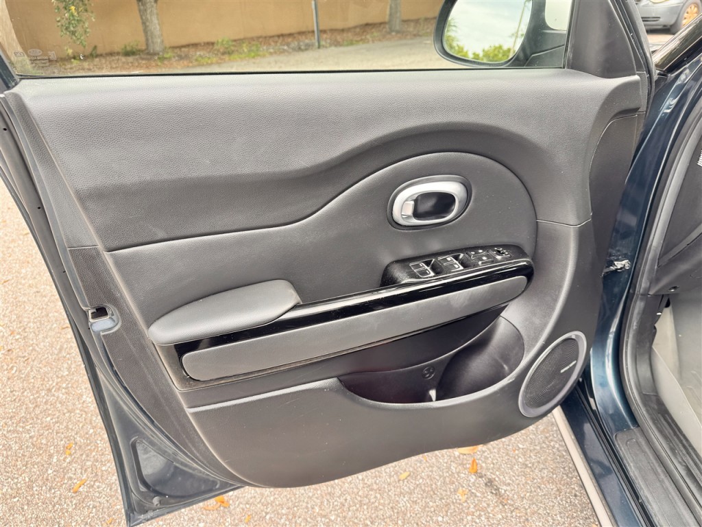2018 Kia Soul Image 19