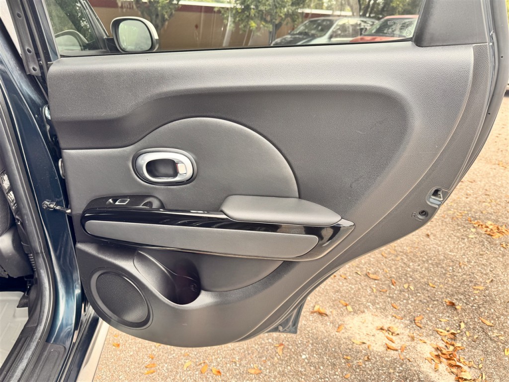 2018 Kia Soul Image 24