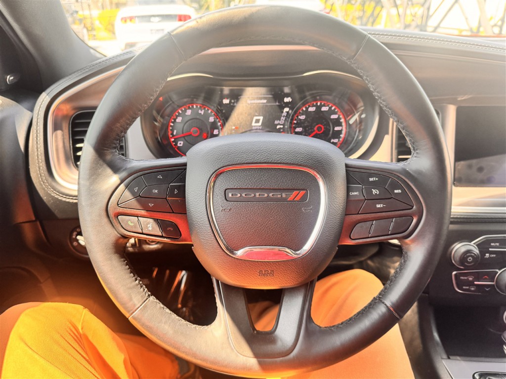 2021 Dodge Charger Image 15