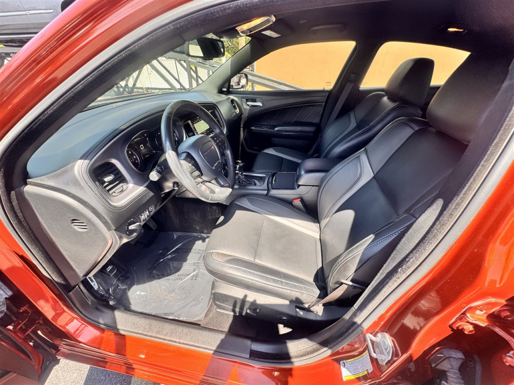 2021 Dodge Charger Image 18