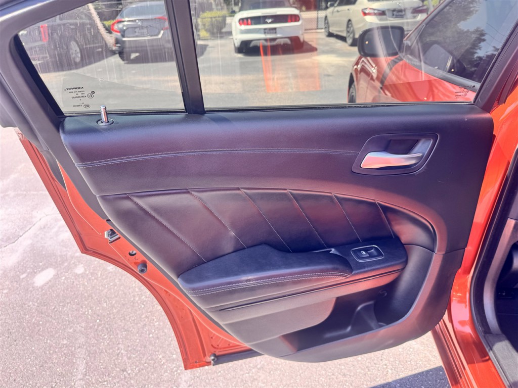 2021 Dodge Charger Image 21