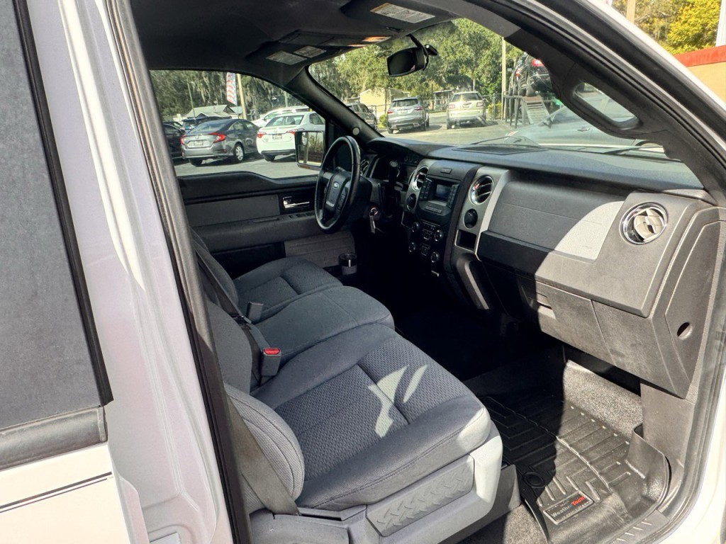2013 Ford F-150 Image 24